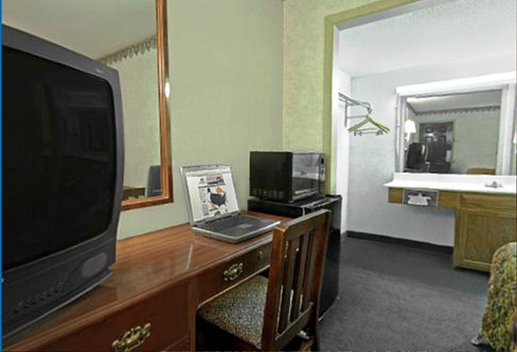 Americas Best Value Inn Anderson SC Habitación foto